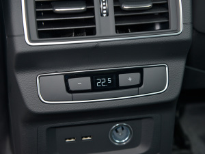 2022Ŀ 40TFSI AӸ п؅^