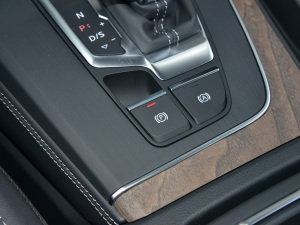 2022Ŀ 40TFSI A v܇Ƅ