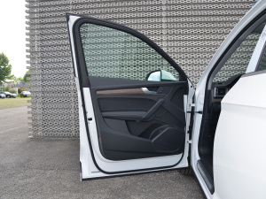 2022Ŀ 40TFSI A {λ܇T