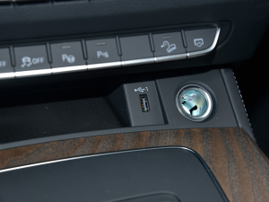 2022Ŀ 40TFSI A п؅^(q)