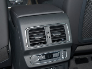 2022Ŀ 40TFSI A п؅^