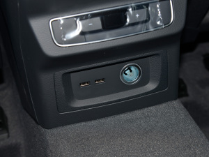 2022Ŀ 40TFSI A п؅^