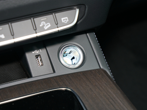 2022Ŀ 45TFSI xӸ п؅^