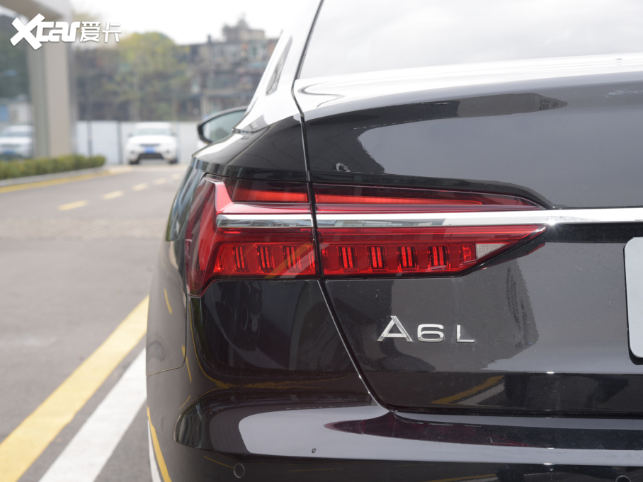 2022WA6L 55 TFSI quattro 