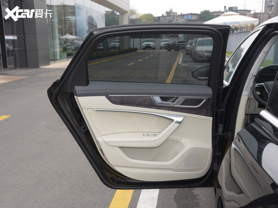 2022WA6L 55 TFSI quattro 