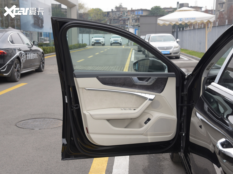 2022WA6L 55 TFSI quattro 