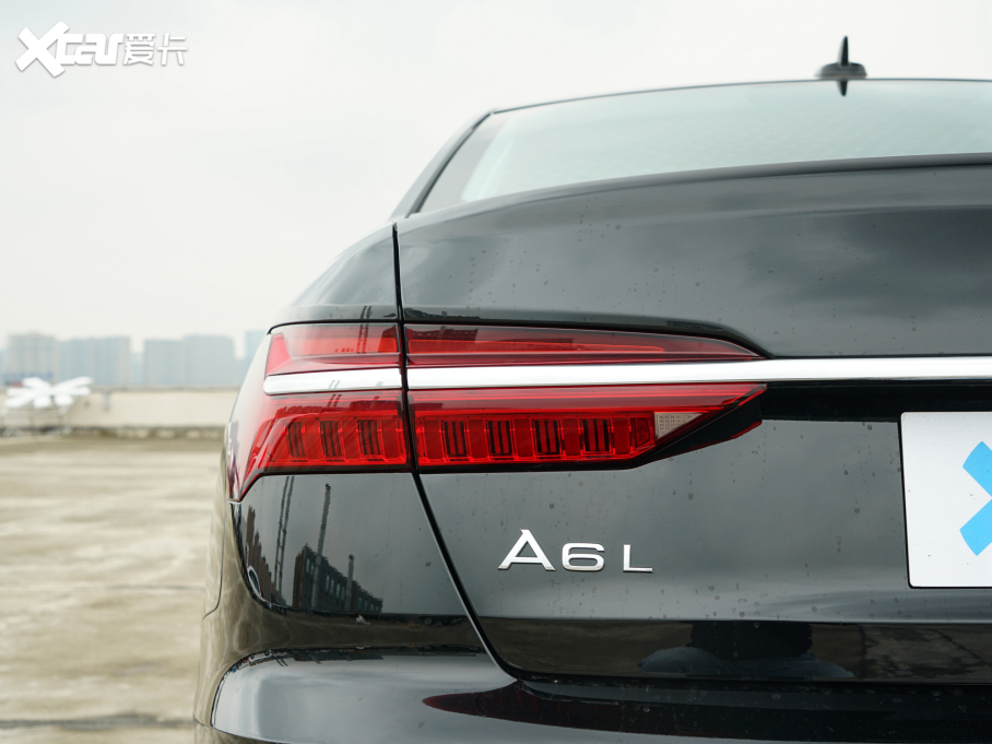 2022WA6L 45 TFSI quattro x