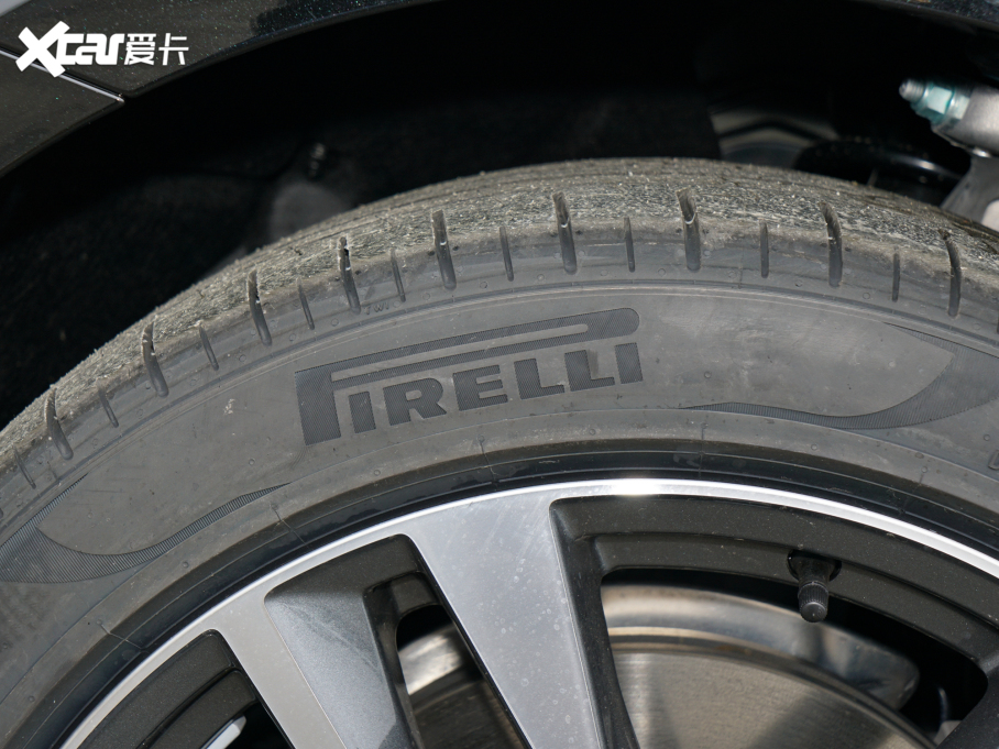 2022WA6L 40 TFSI AӸ