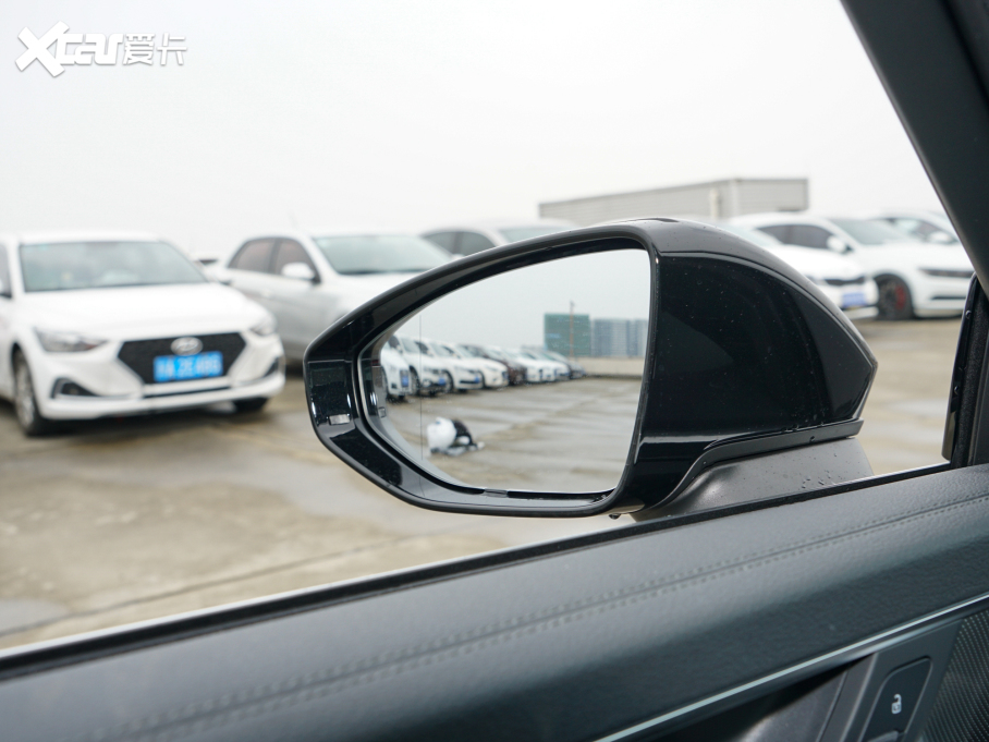 2022WA6L 40 TFSI AӸ