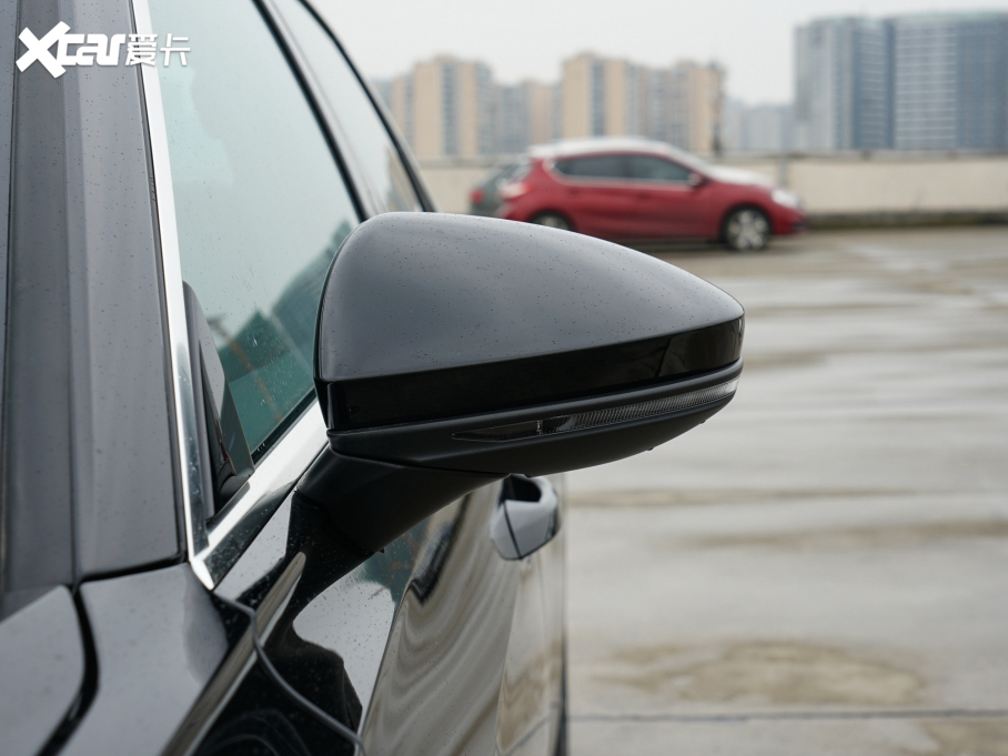 2022WA6L 40 TFSI AӸ