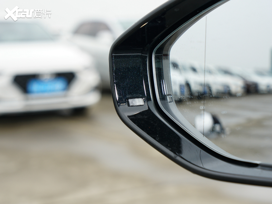 2022WA6L 40 TFSI AӸ