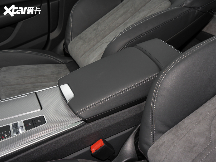 2022WA6L 40 TFSI AӸ