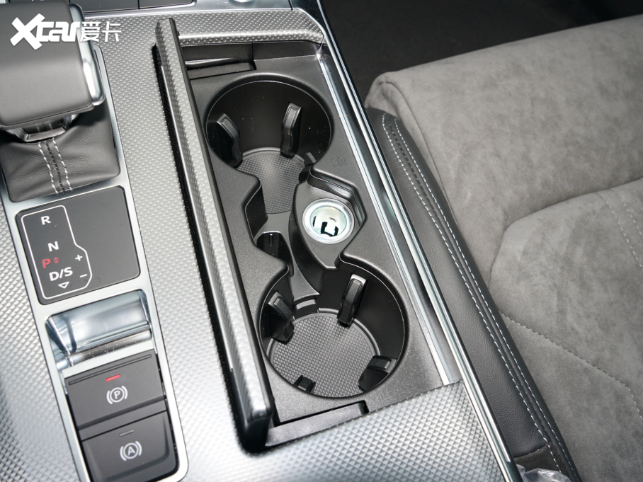 2022WA6L 40 TFSI AӸ