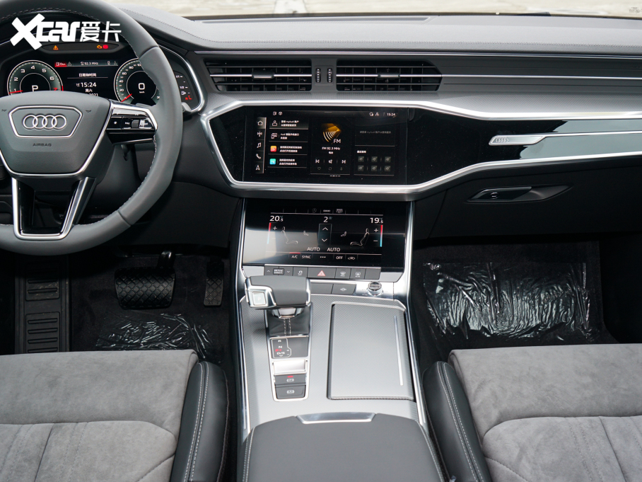 2022WA6L 40 TFSI AӸ