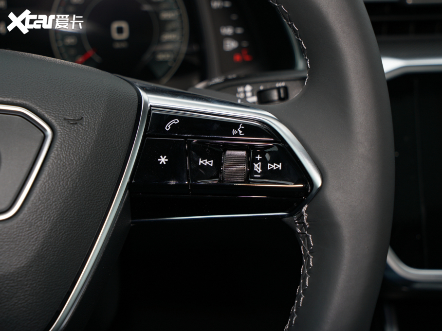 2022WA6L 40 TFSI AӸ