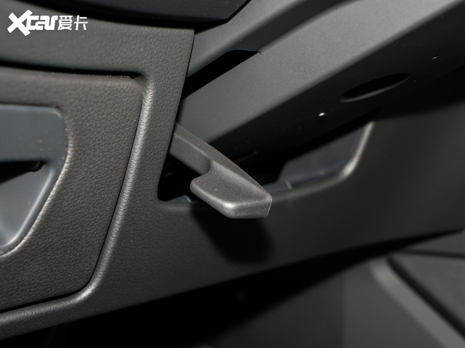 2022WA6L 40 TFSI AӸ