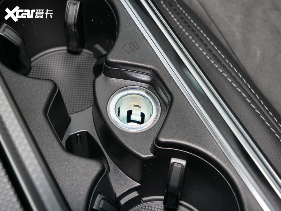 2022WA6L 40 TFSI AӸ