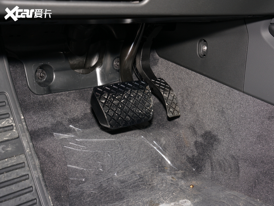 2022WA6L 40 TFSI AӸ