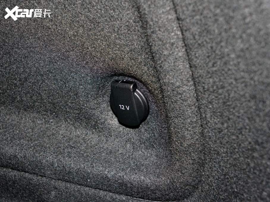 2022WA6L 40 TFSI AӸ