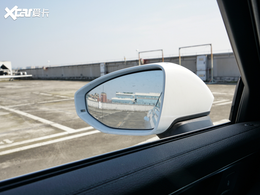 2022WA6L 45 TFSI quattro xӸ