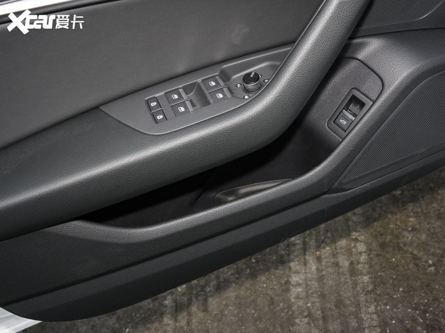 2022WA6L 45 TFSI quattro xӸ