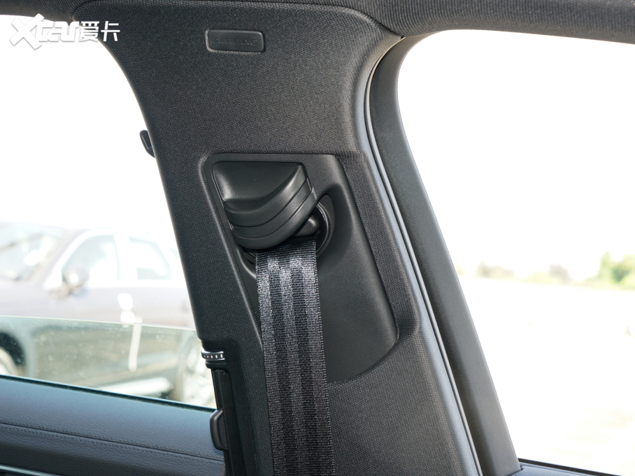 2022WA6L 45 TFSI quattro xӸ