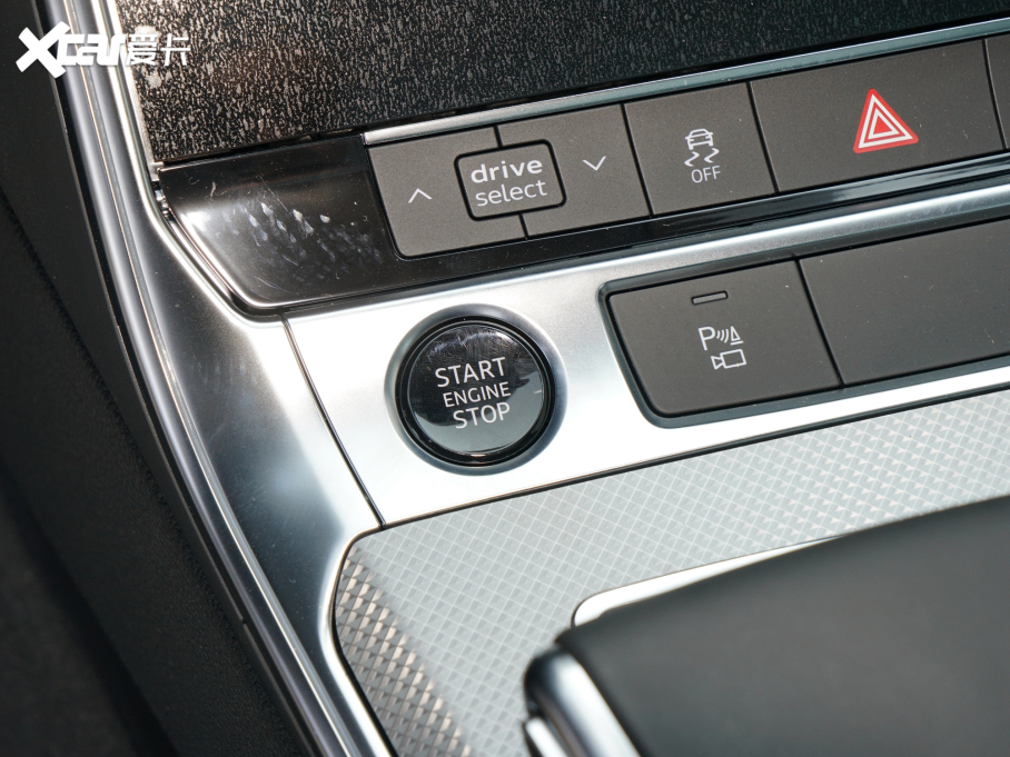 2022WA6L 45 TFSI quattro xӸ