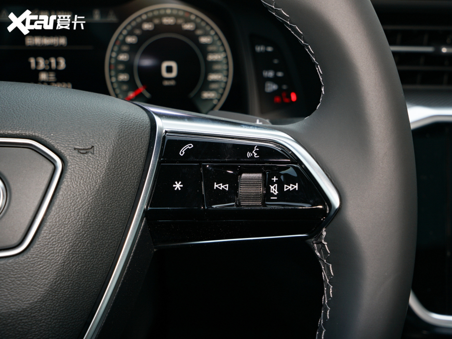 2022WA6L 45 TFSI quattro xӸ