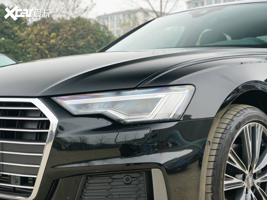 2022WA6L 45 TFSI quattro Ӹ