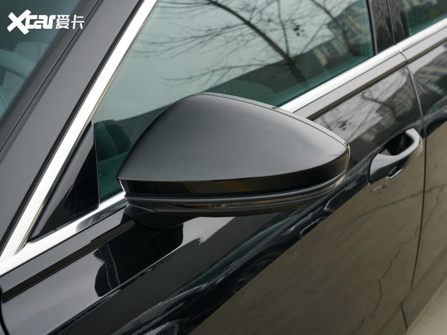 2022WA6L 45 TFSI quattro Ӹ