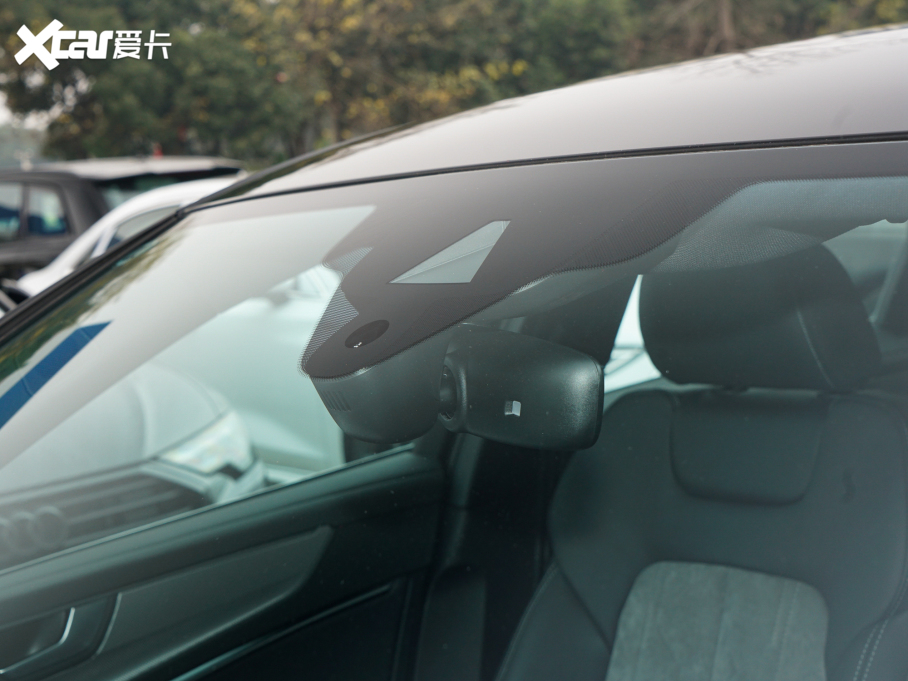 2022WA6L 45 TFSI quattro Ӹ