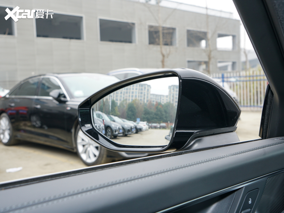 2022WA6L 45 TFSI quattro Ӹ