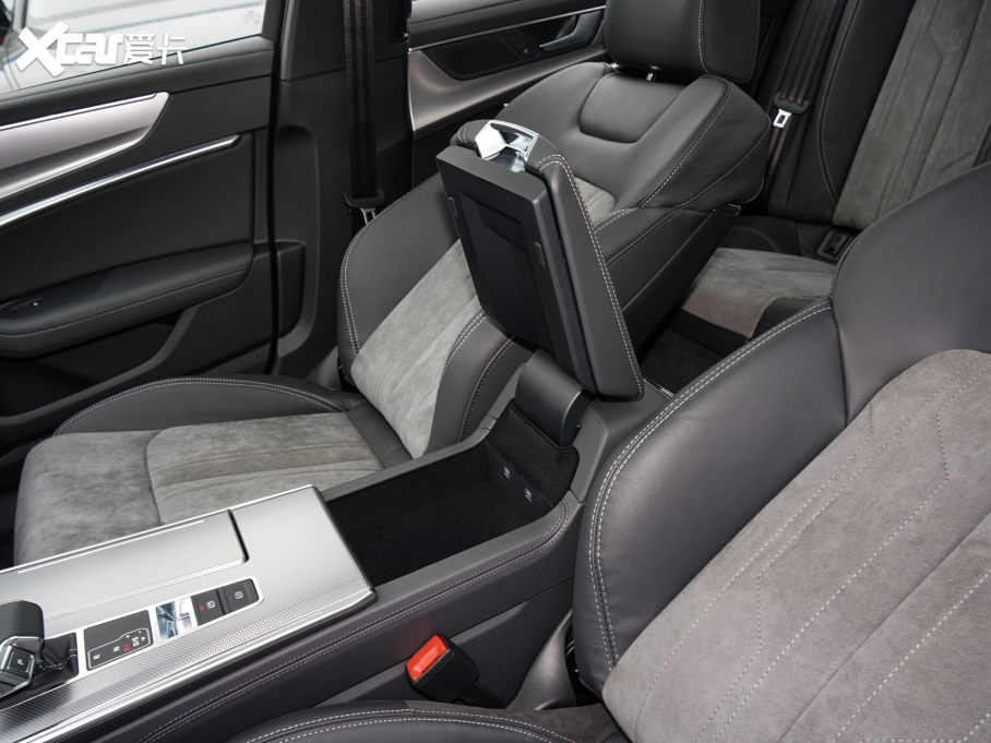 2022WA6L 45 TFSI quattro Ӹ