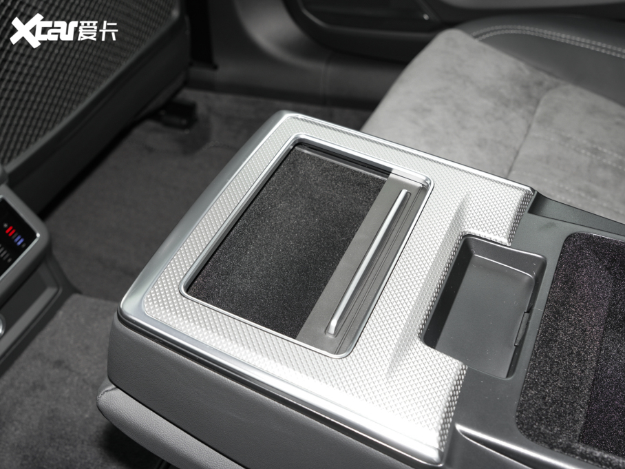 2022?yun)WA6L 45 TFSI quattro (dng)