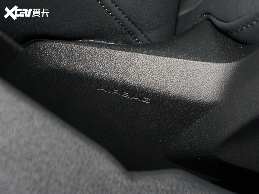 2022WA6L 45 TFSI quattro Ӹ