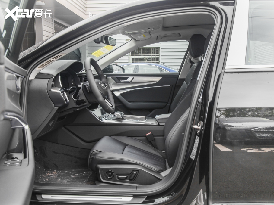 2022?yun)WA6L 45 TFSI x