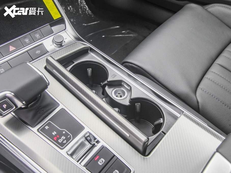 2022?yun)WA6L 45 TFSI x