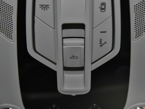 202240 TFSI A п؅^(q)