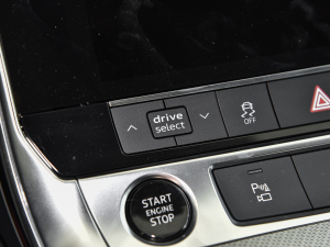 202240 TFSI A п؅^(q)