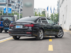 202255 TFSI quattro  Һ45