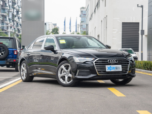 202255 TFSI quattro  ǰ45