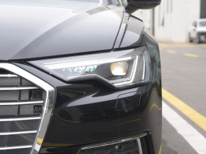 202255 TFSI quattro  ^