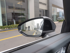 202255 TFSI quattro  ^