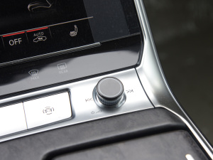 202255 TFSI quattro  {(dio)(ji)