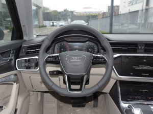 202255 TFSI quattro  P