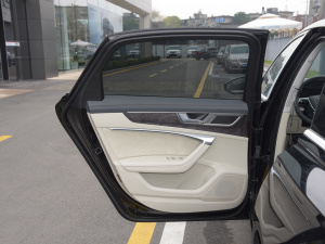 202255 TFSI quattro  ܇T