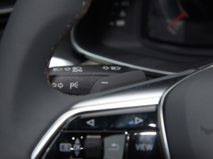 202255 TFSI quattro  п؅^(q)