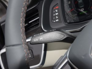 202255 TFSI quattro  п؅^(q)