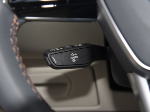 202255 TFSI quattro  п؅^(q)