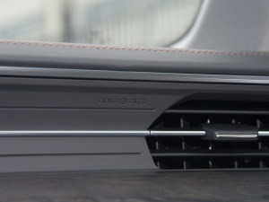 202255 TFSI quattro  п؅^